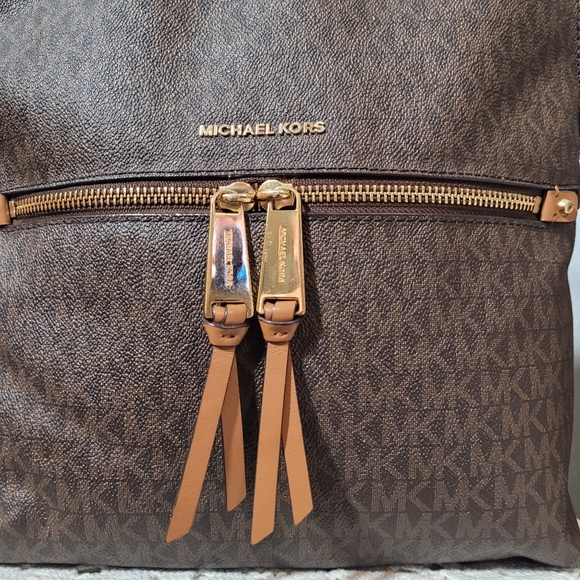 Michael Kors Brown Unisex Rhea Zip Medium Slim MK Signature Logo Backpack - Picture 2 of 14